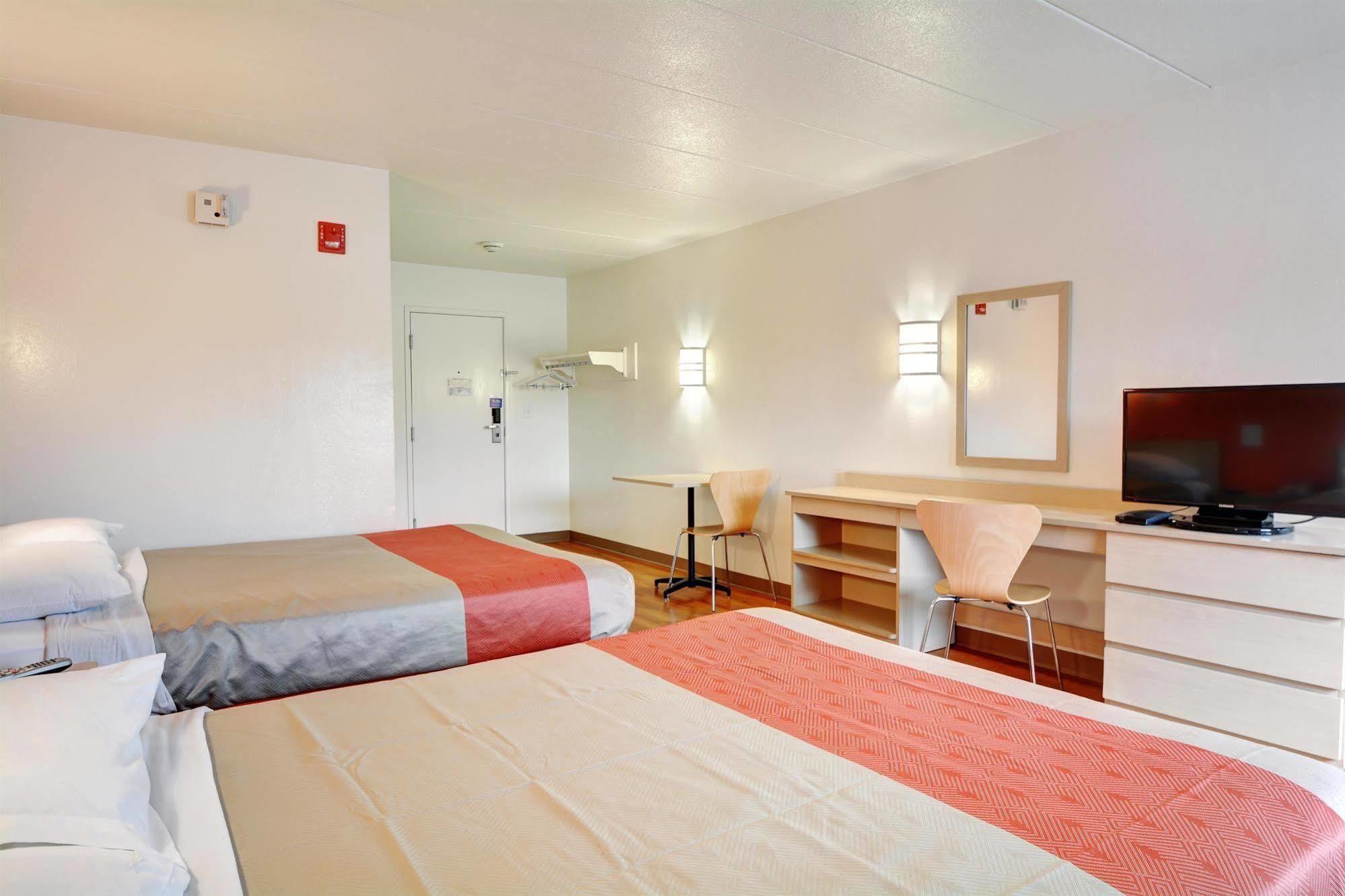 Motel 6-Seekonk, Ma - Providence East エクステリア 写真